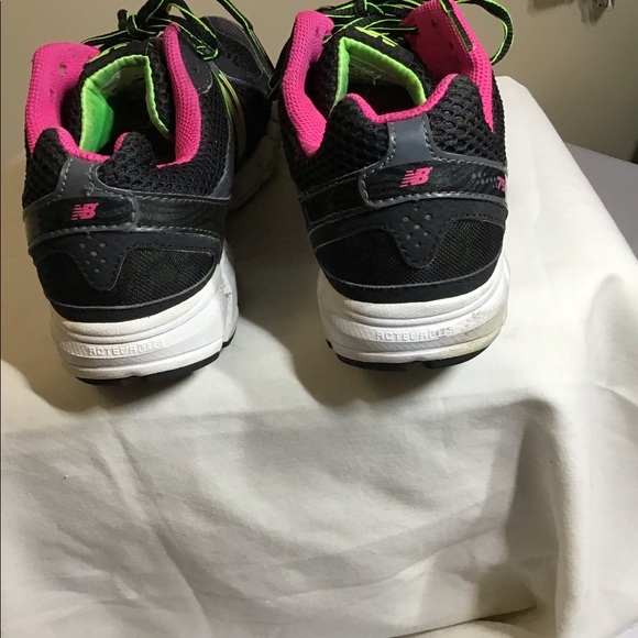 Women’s New Balance runners - Picture 5 of 9